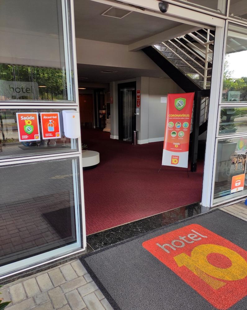 Hotel 10 ジョインヴィレ エクステリア 写真