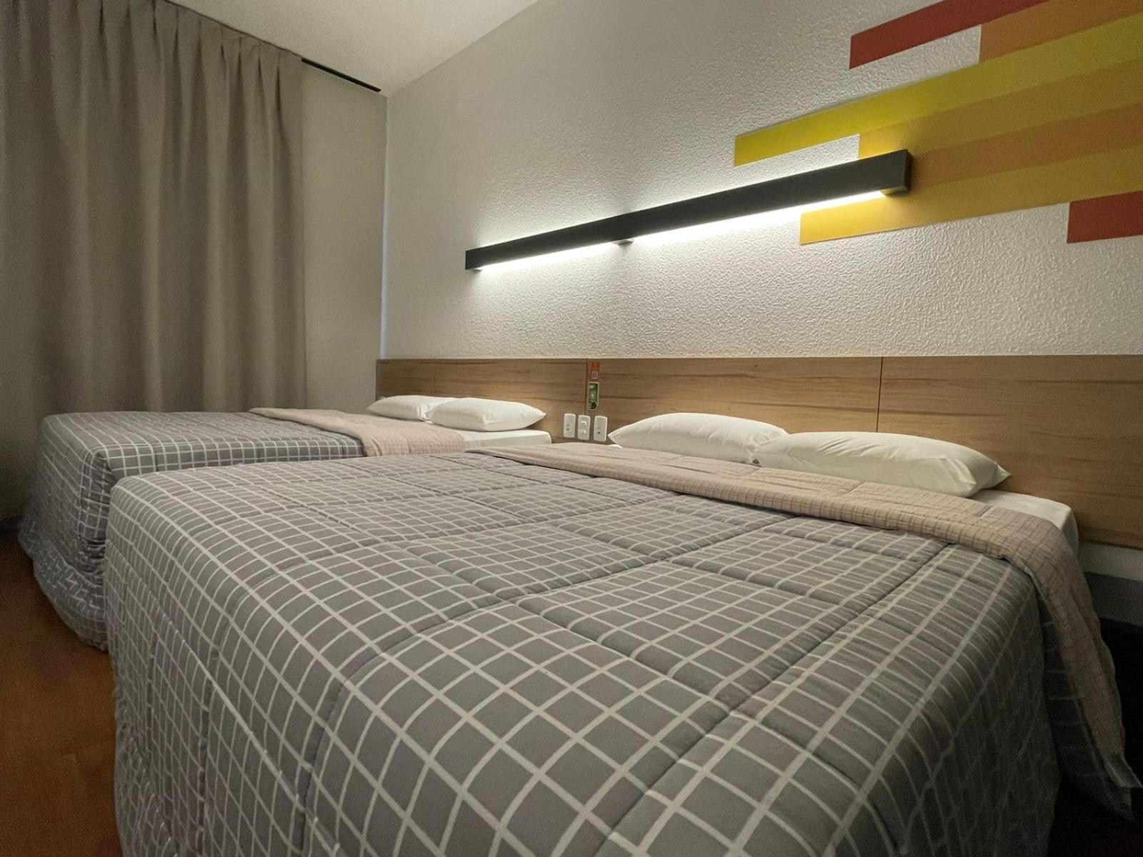 Hotel 10 ジョインヴィレ エクステリア 写真